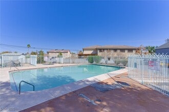 4221 Terrestrial Dr in Las Vegas, NV - Building Photo - Building Photo