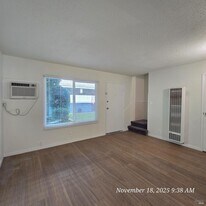 140 Cernon St in Vacaville, CA - Building Photo
