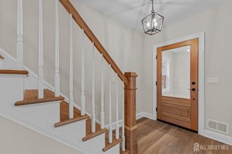 307 Wayne St in Highland Park, NJ - Building Photo - Building Photo