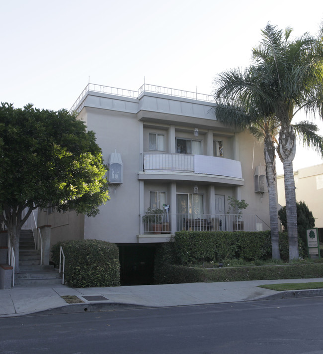 1552 Armacost Avenue, in Los Angeles, CA - Foto de edificio - Building Photo