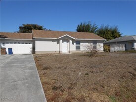 3912 9th St SW in Lehigh Acres, FL - Building Photo