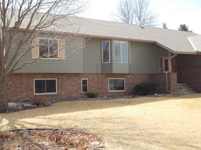20055 County Road 117 in Rogers, MN - Building Photo - Building Photo