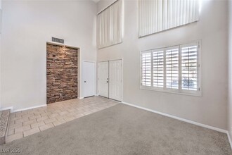 913 Dancing Rain Ct in Las Vegas, NV - Building Photo - Building Photo