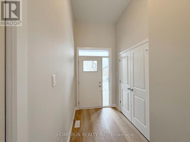 1061 Acoustic Wy in Ottawa, ON - Building Photo - Building Photo