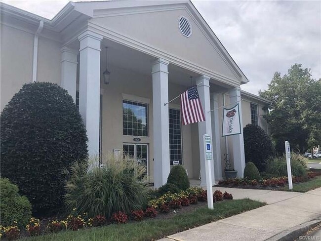9999 Links Ln in Glen Allen, VA - Building Photo - Building Photo