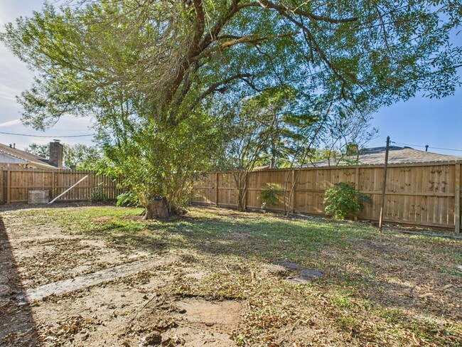 property at 10915 Sagedowne Ln