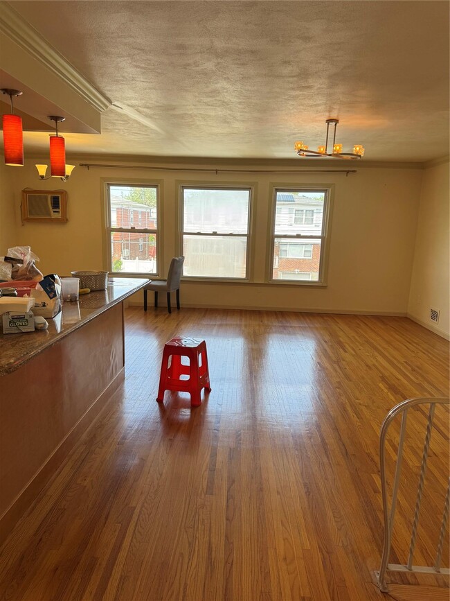 147-40 28th Ave in Queens, NY - Building Photo - Building Photo