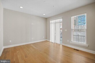 621 Parkside Pl NE in Washington, DC - Building Photo - Building Photo