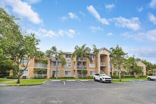 171 SW Palm Dr in Port St. Lucie, FL - Building Photo