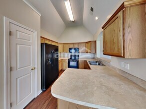 1616 Sawmill Creek Ln in Cordova, TN - Building Photo - Building Photo
