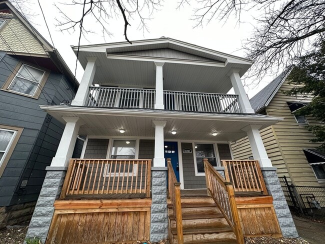 property at 3026 Monroe Ave