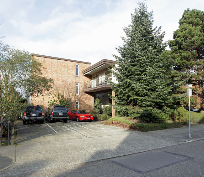 Franklin Apartments in Seattle, WA - Building Photo - Building Photo