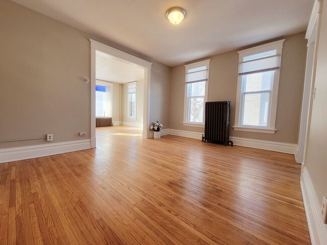 property at 230 E Vine St