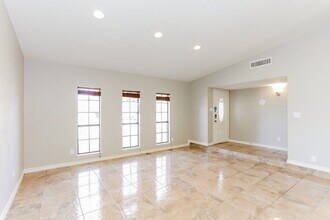 6906 Forestview Dr in Arlington, TX - Building Photo - Building Photo