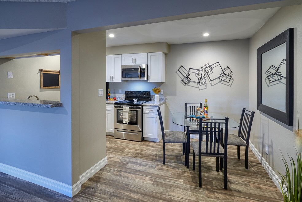 Downtown Chandler Duplex Apartments Chandler, AZ