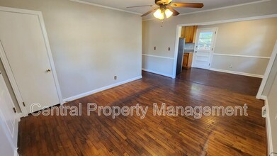 12 Carter Dr in Greenville, SC - Building Photo - Building Photo
