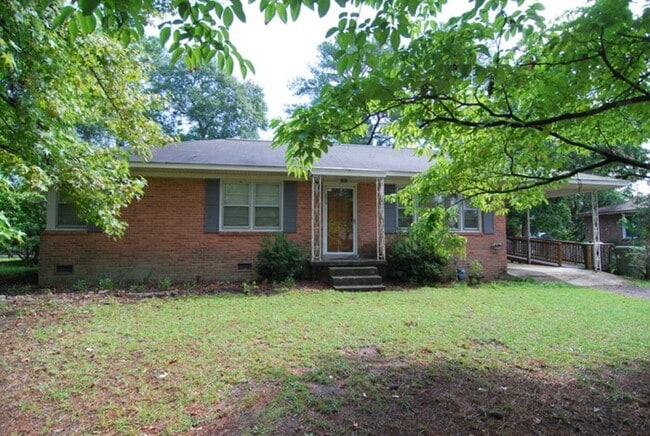 2029 Gibraltar Rd in Cayce, SC - Foto de edificio - Building Photo