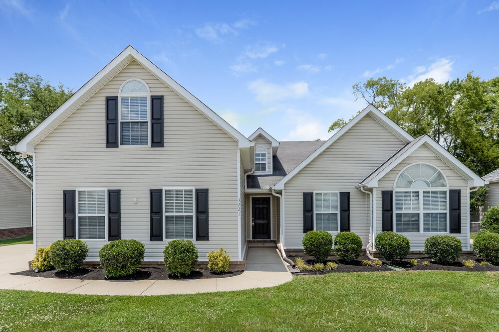 3221 Hardwood Dr in Murfreesboro, TN - Foto de edificio