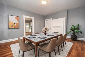 375 1/2 Main St in Pittsburgh, PA - Foto de edificio - Building Photo