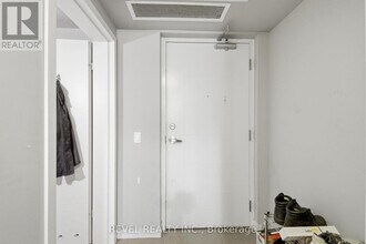 308 Lester St in Waterloo, ON - Building Photo - Building Photo