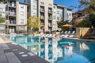 Bridge at Midtown Commons in Austin, TX - Building Photo - Building Photo