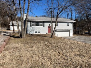 135 SE 125 Rd in Warrensburg, MO - Building Photo - Building Photo