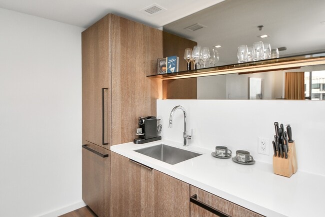 property at 1300 Lamar St