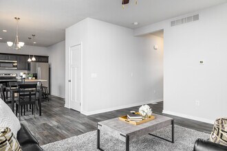 16637 Goodman Dr in Waukee, IA - Building Photo - Building Photo