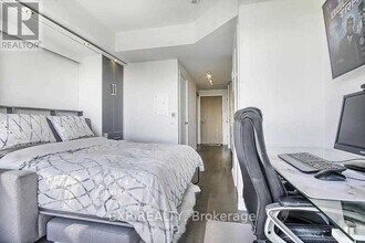 5-3115 Soudan Ave in Toronto, ON - Building Photo - Building Photo