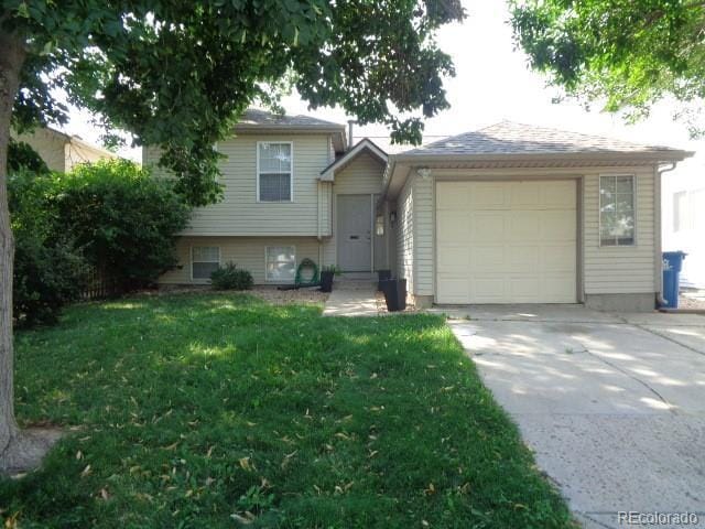 19034 E Carmel Cir in Aurora, CO - Building Photo - Building Photo