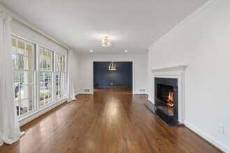 439 Broadland Rd NW in Atlanta, GA - Building Photo - Building Photo