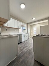 1060 Arkwright St N in St. Paul, MN - Building Photo - Building Photo