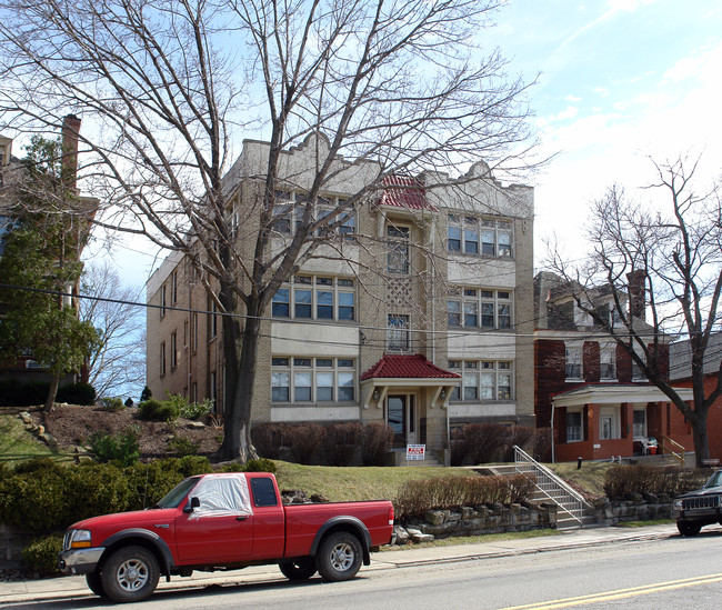 1517-1519 Brownsville Rd in Pittsburgh, PA - Building Photo - Building Photo