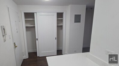 E 16 ST in New York, NY - Building Photo - Building Photo