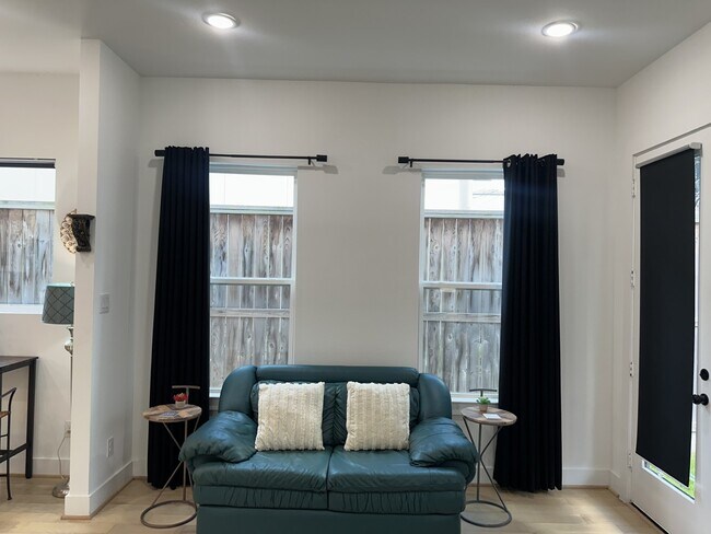 1711 Ruth St in Houston, TX - Building Photo - Building Photo