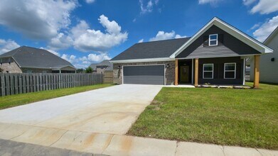 3218 Benvill Ct in Florence, SC - Building Photo - Building Photo