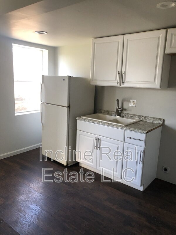 526 Ohio Ave in Glassport, PA - Building Photo - Building Photo