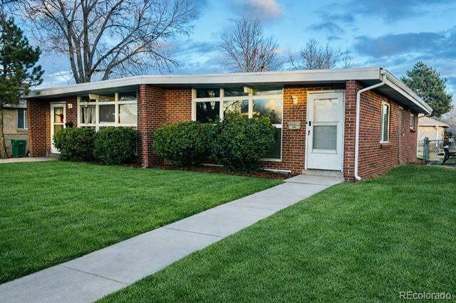 1124 Dallas St in Aurora, CO - Building Photo - Building Photo