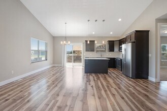 1501 Watson Way in Parkersburg, IA - Building Photo - Building Photo