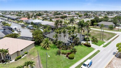 4009 Chiquita Blvd S in Cape Coral, FL - Building Photo - Building Photo