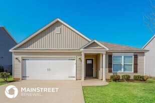 204 Leonards Ct in Montevallo, AL - Building Photo