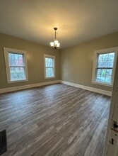 616 Columbia St, Unit 1 in Elmira, NY - Building Photo - Building Photo