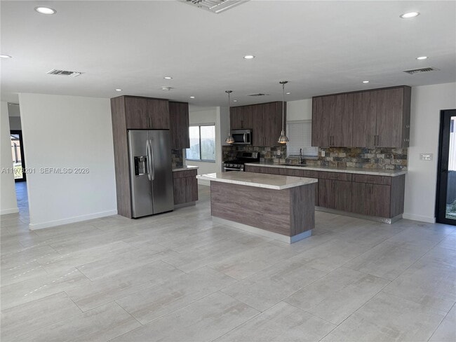 2832 SW 124th Ct in Miami, FL - Building Photo - Building Photo