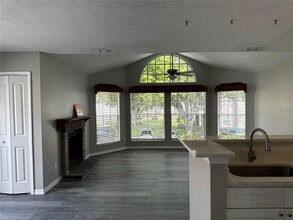 652 Roaring Dr in Altamonte Springs, FL - Building Photo - Building Photo