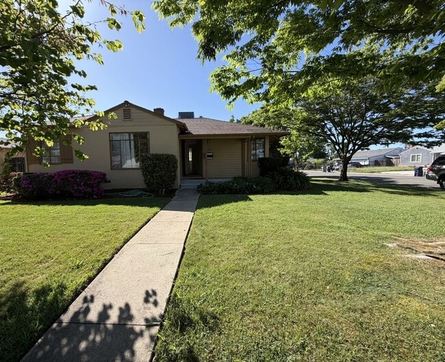 property at 5500 38th Ave