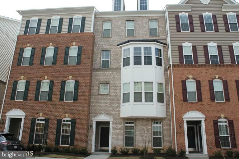 22363 Concord Station Terrace in Ashburn, VA - Building Photo