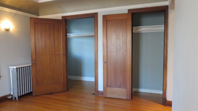 Emerald Arms in Seattle, WA - Foto de edificio - Building Photo