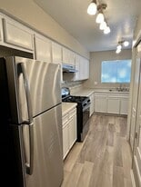 Pine Valley Estates Apartments in El Paso, TX - Building Photo