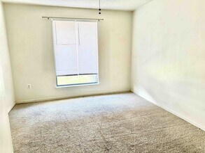 9645 Siegen Ln in Baton Rouge, LA - Building Photo - Building Photo