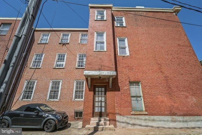 property at 520 N 19th St